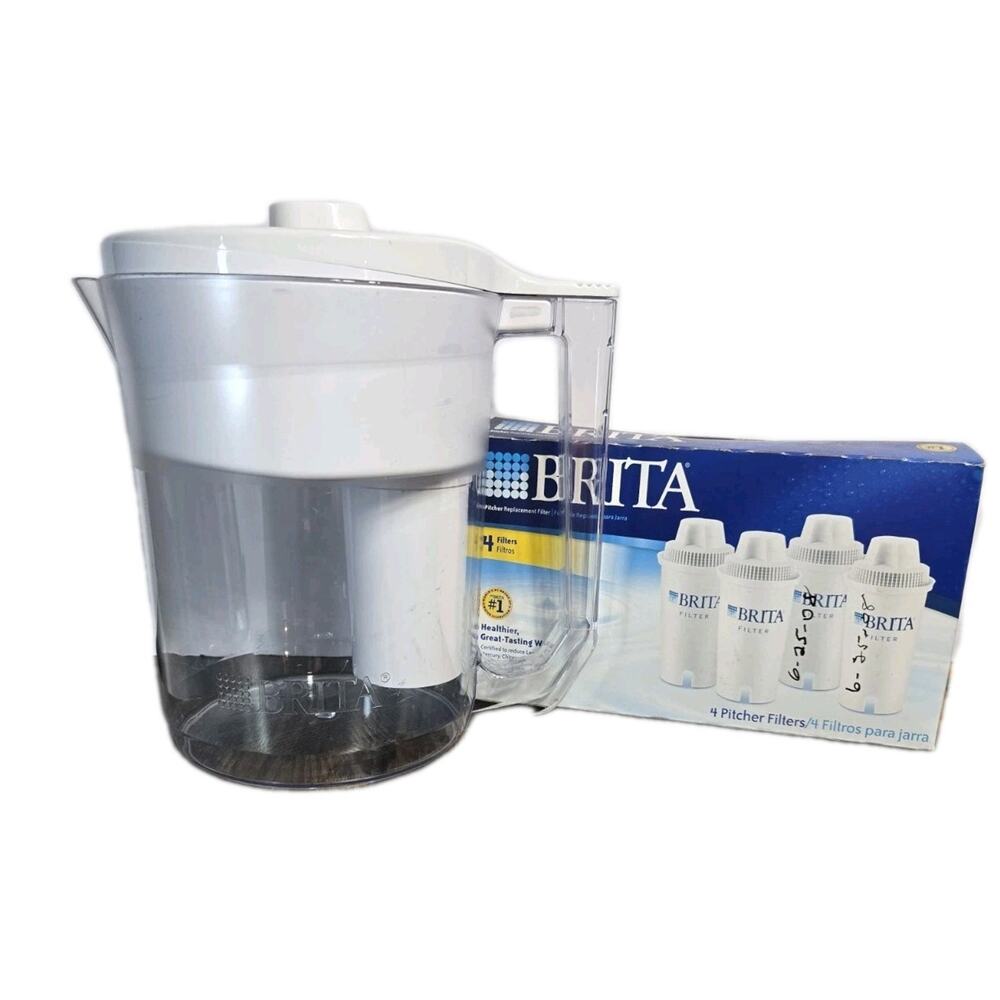 Brita Water Filtration Pitcher Plastic Jug + 2 Brita Filters OB01/OB03